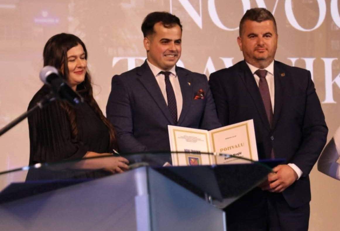 krnjic priznanje.jpg - Semir Krnjić za Preporod.info: Knjige, uprkos izazovima digitalnog doba, mogu oblikovati poglede i uvjerenja